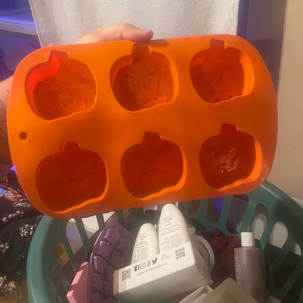 Candle mold
